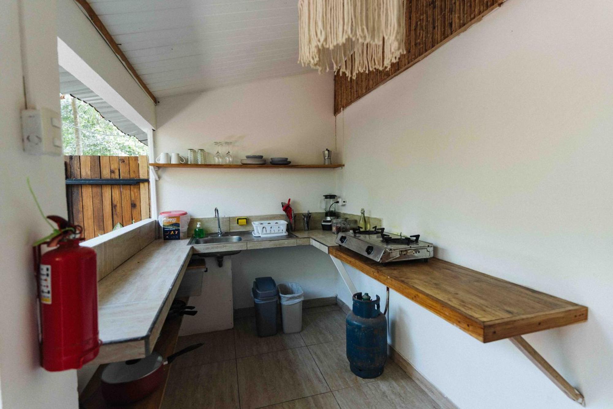 Zeneidas Surf Garden Playa Santa Teresa  Екстер'єр фото